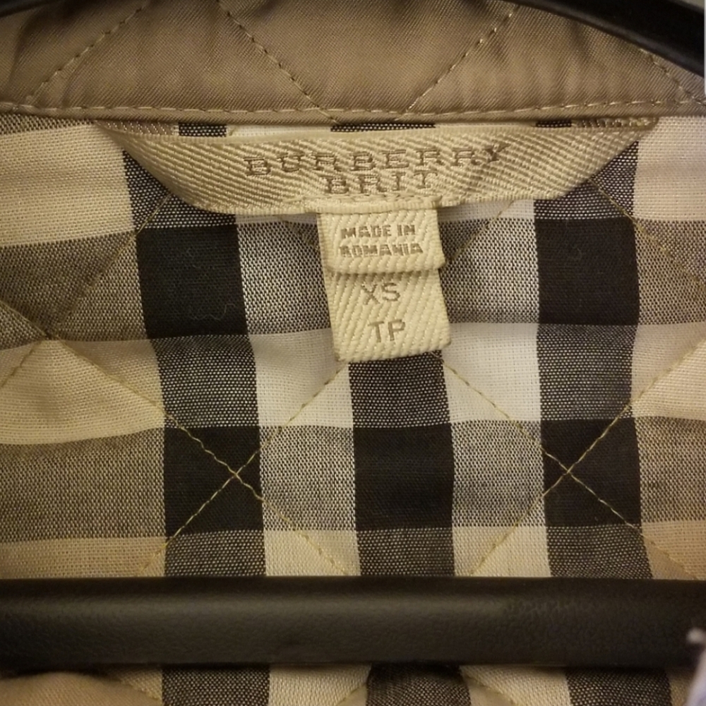 Burberry Quilt Jacket - Picture 7 of 13